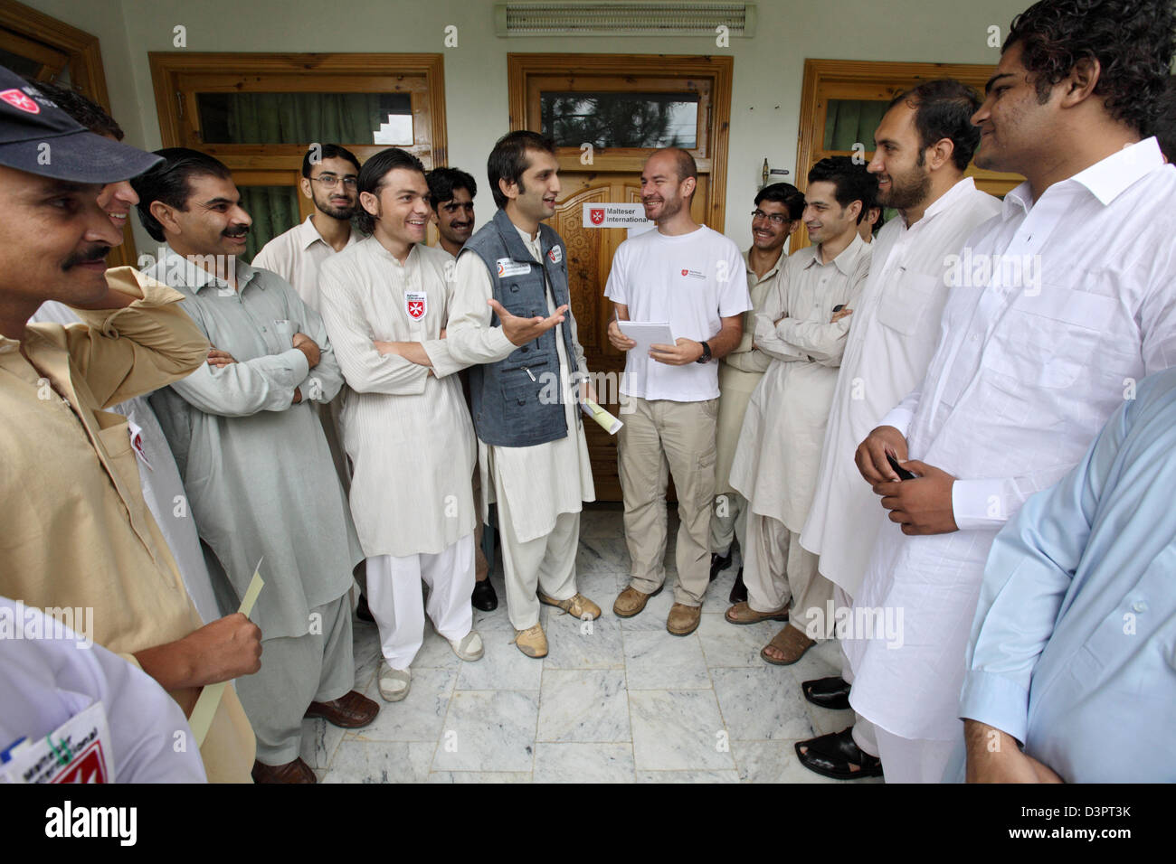 Mingora, Pakistan, la formazione delle squadre mediche da Christopher Bender Foto Stock