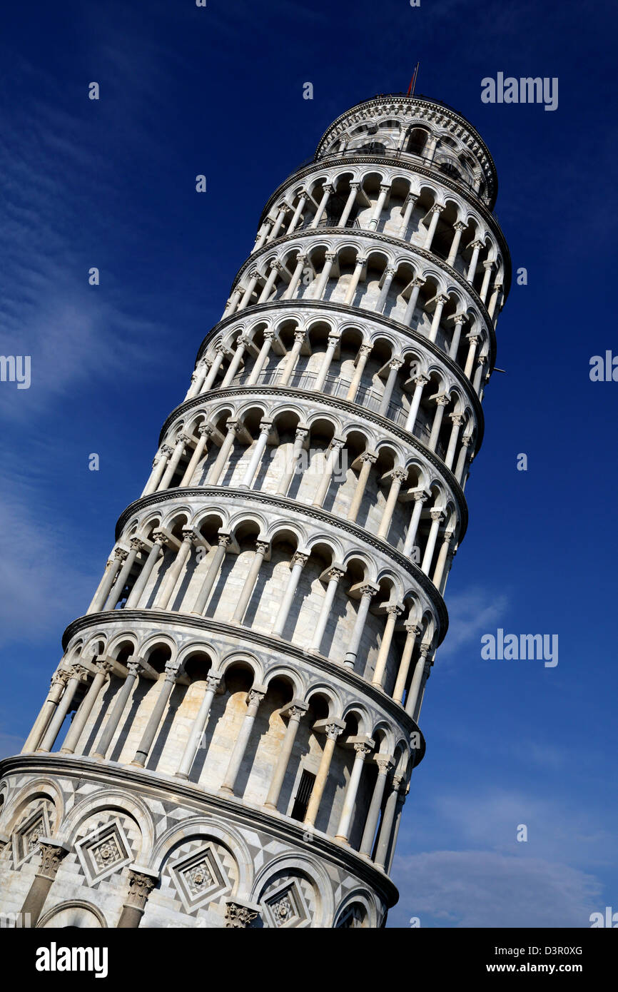 La Torre Pendente di Pisa è uno dei più celebri attrazioni in Italia Foto Stock