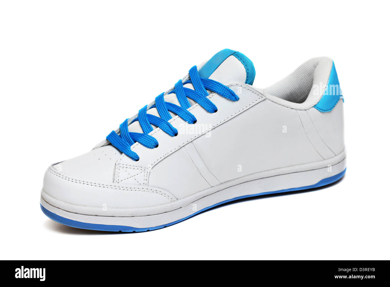White scarpa sportiva isolata su uno sfondo bianco Foto Stock