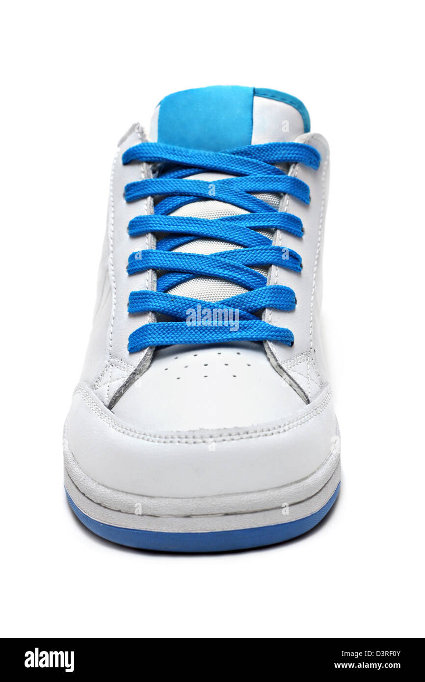 White scarpa sportiva isolata su uno sfondo bianco Foto Stock