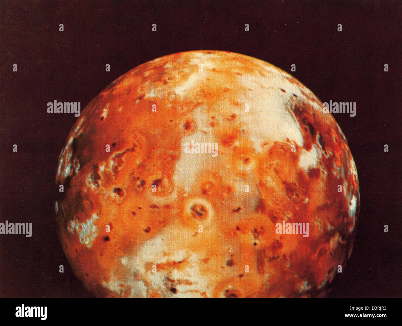 Questa foto lucida cattura la navicella spaziale Voyager, lanciata dalla NASA per esplorare i confini esterni del sistema solare. La missione di Voyager ha fornito dati rivoluzionari su pianeti lontani, le loro lune e lo spazio oltre il nostro sistema solare. Foto Stock