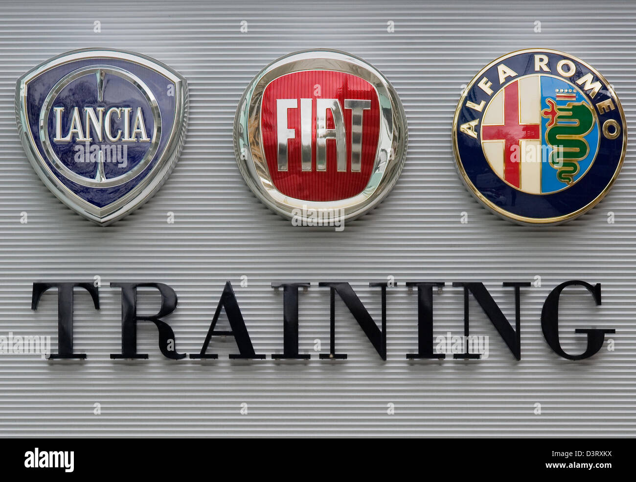 Vienna, Austria, logo della vettura italiana marche Lancia, Alfa Romeo e Fiat Foto Stock