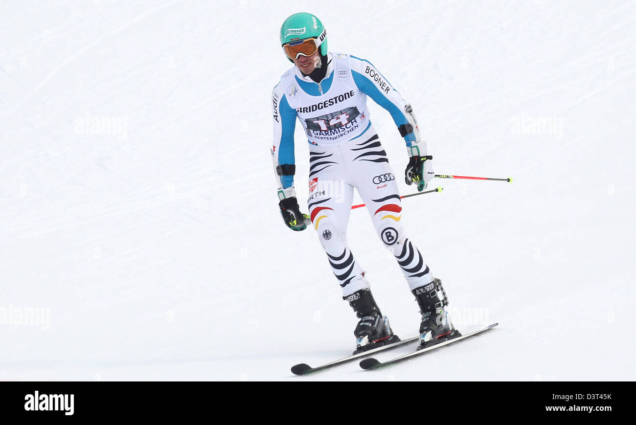Garmisch-Partenkirchen, Germania, 24 febbraio, 2013. La Germania Felix Neureuther reagisce dopo la Slalom Gigante maschile gara alla Coppa del Mondo di Sci Alpino a Garmisch-Partenkirchen, in Germania, il 24 febbraio 2013. Foto: KARL-JOSEF HILDENBRAND/dpa/Alamy Live News Foto Stock