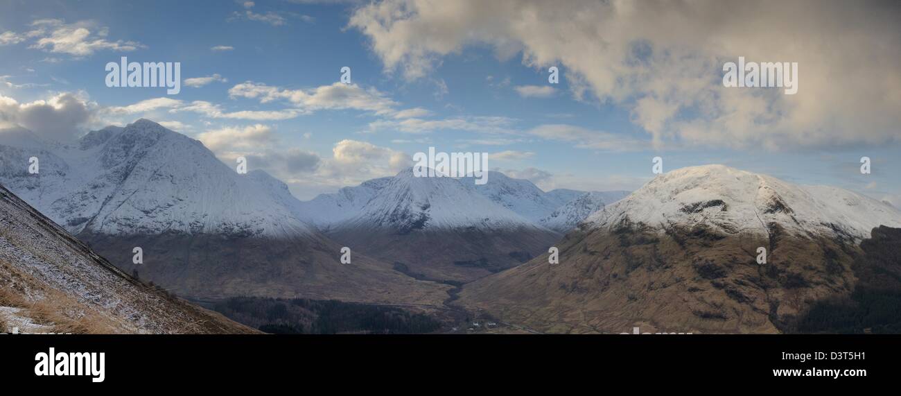 Glencoe panorama di montagna, Highlands scozzesi Foto Stock