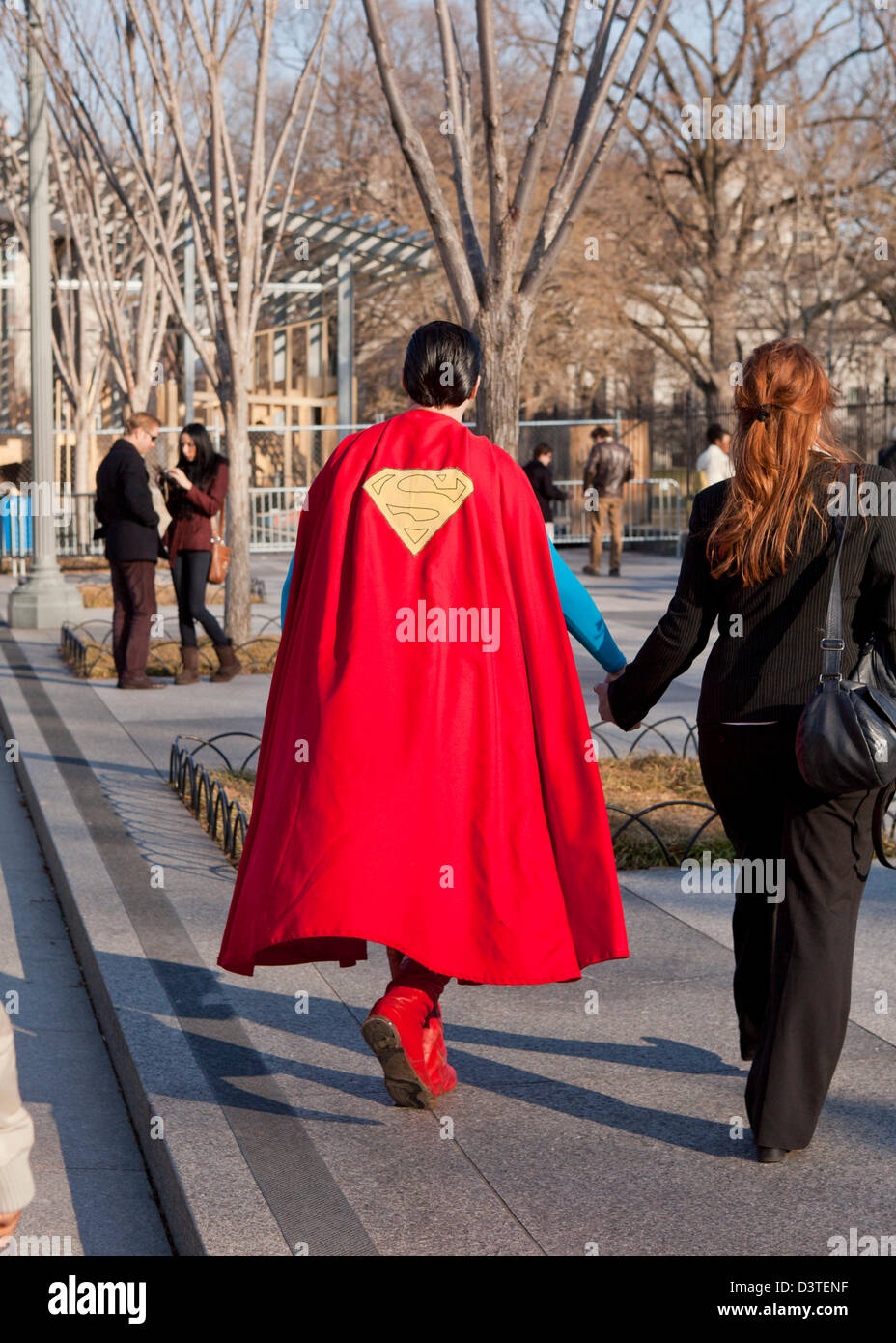Uomo in costume di Superman Foto stock - Alamy