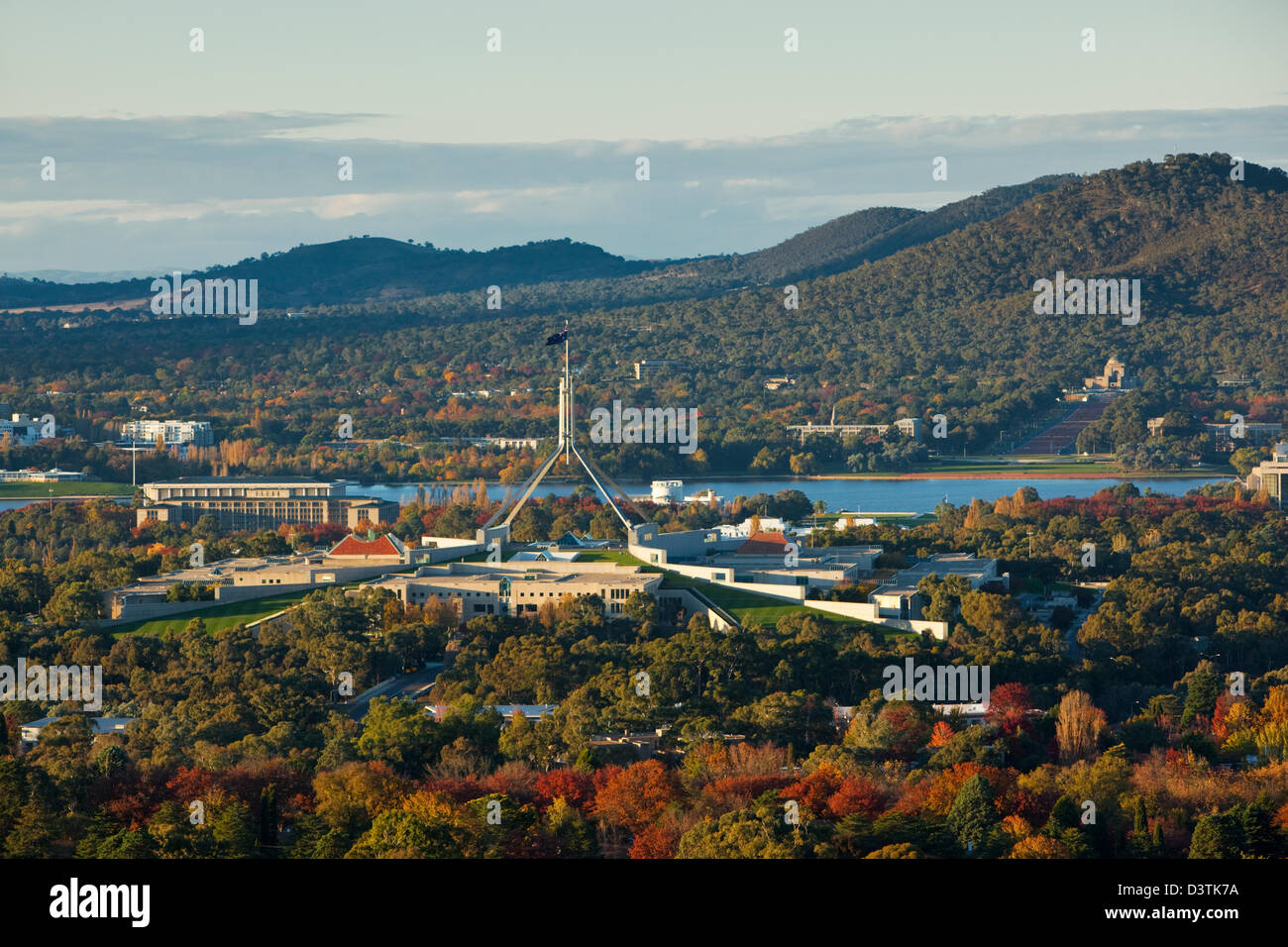Vista del Parlamento e dello skyline della città da Red Hill Lookout. Canberra, Australian Capital Territory (ACT), Australia Foto Stock