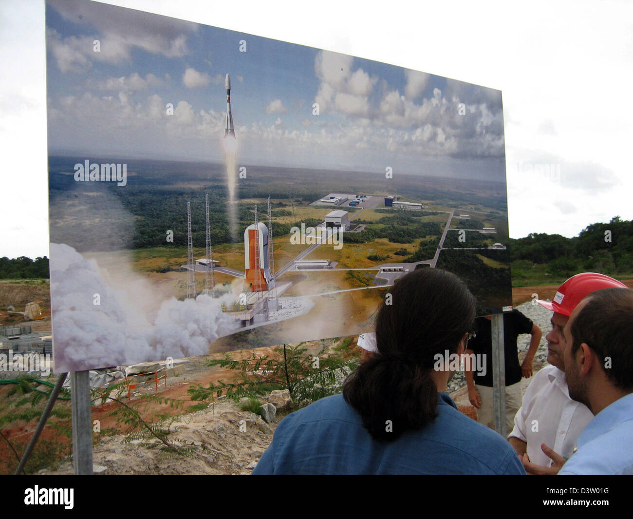 (Dpa file) - La foto mostra un grande cartellone di informare circa un futuro lancio del razzo sito al spaceport europeo a Kourou (Guiana francese, 1 dicembre 2006. Il 21 novembre 2008 un russo Sojus rocket verrà lanciato dal nuovo sito per la prima volta. Foto: Hanns-Jochen Kaffsack Foto Stock