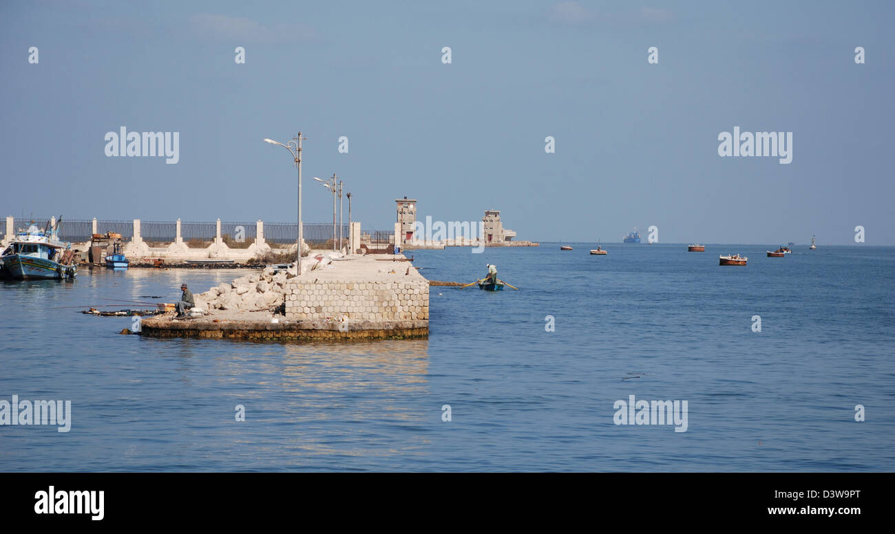 Ingresso al Canale di Suez a Port Said Egitto Foto Stock