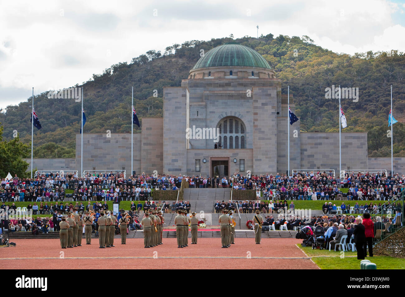 Nazionale di Anzac Day cerimonia presso l'Australian War Memorial. Canberra, Australian Capital Territory (ACT), Australia Foto Stock