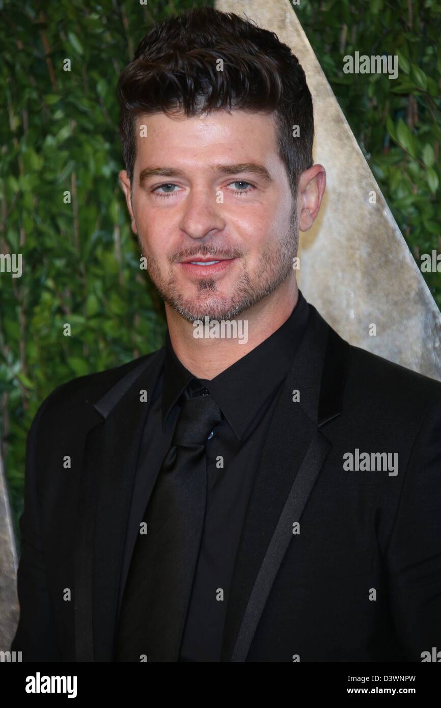 Attore Robin Thicke arriva a Vanity Fair Oscar Party al Sunset Tower in West Hollywood, Los Angeles, Stati Uniti d'America, il 24 febbraio 2013. Foto: Hubert Boesl Foto Stock