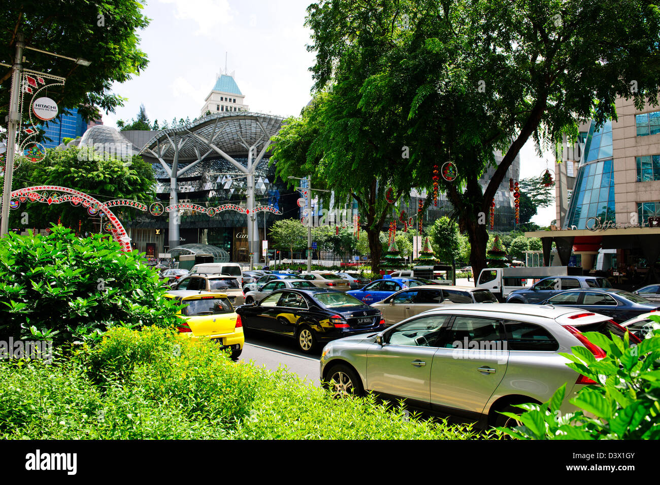 Orchard Road,Central Area dello Shopping,ristoranti,hotels,appartamenti,case della città,duplici,alberate vie ombreggiate,Singapore Foto Stock