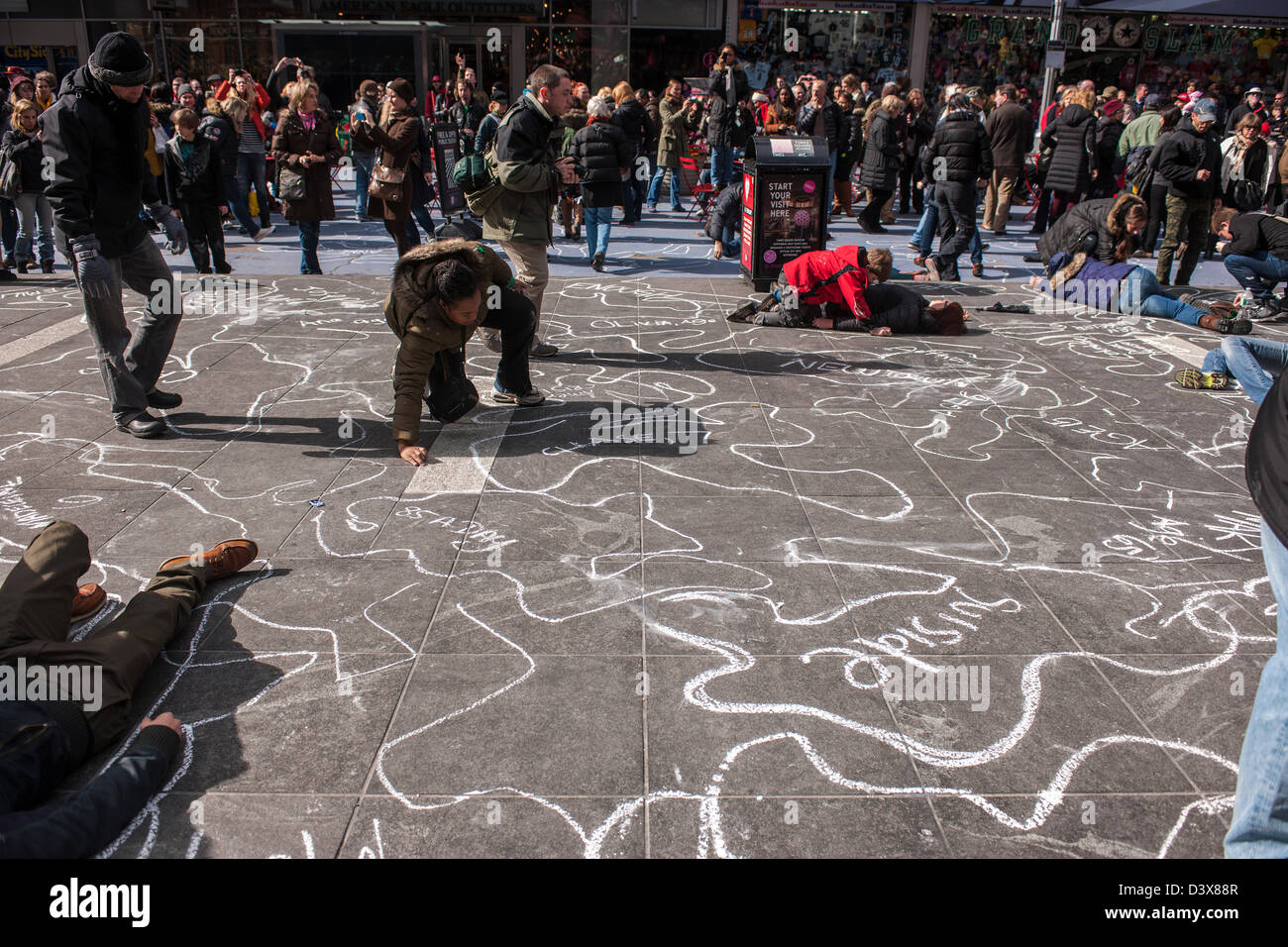 "Flash mob' prestazioni in Times Square pistola contro la violenza Foto Stock