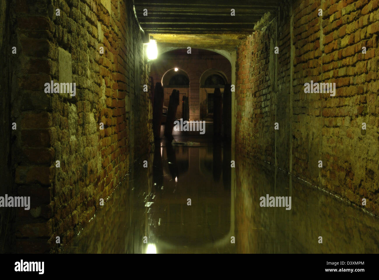 Canali di Venezia di notte, ancora tranquilla e belle immagini. Foto Stock