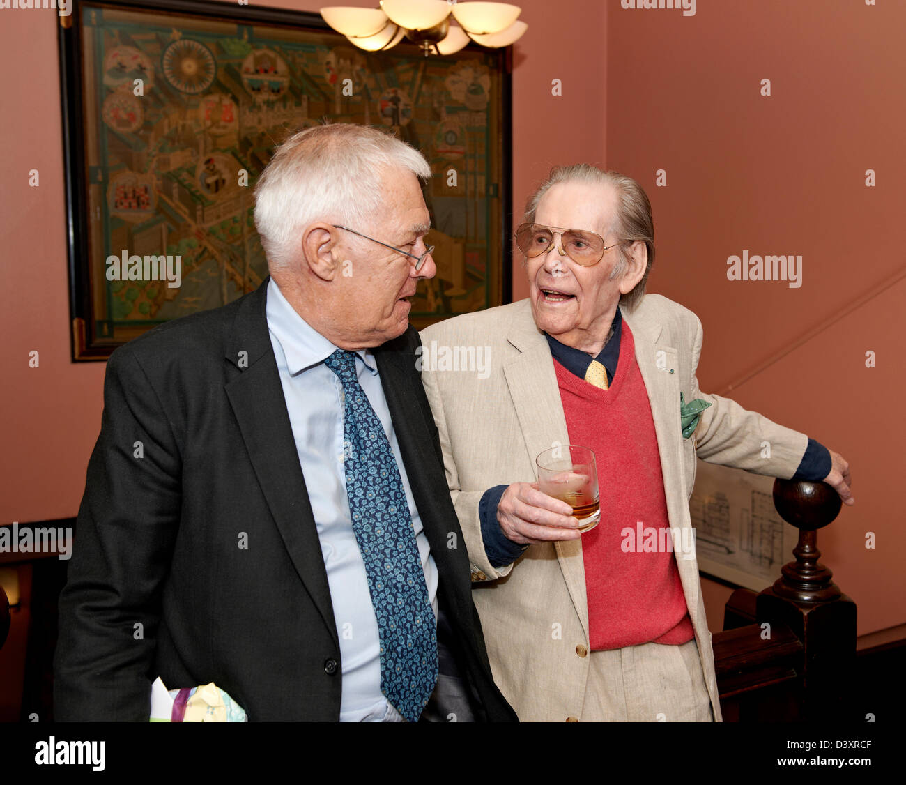 Peter O'Toole e Richard Ingrams Foto Stock