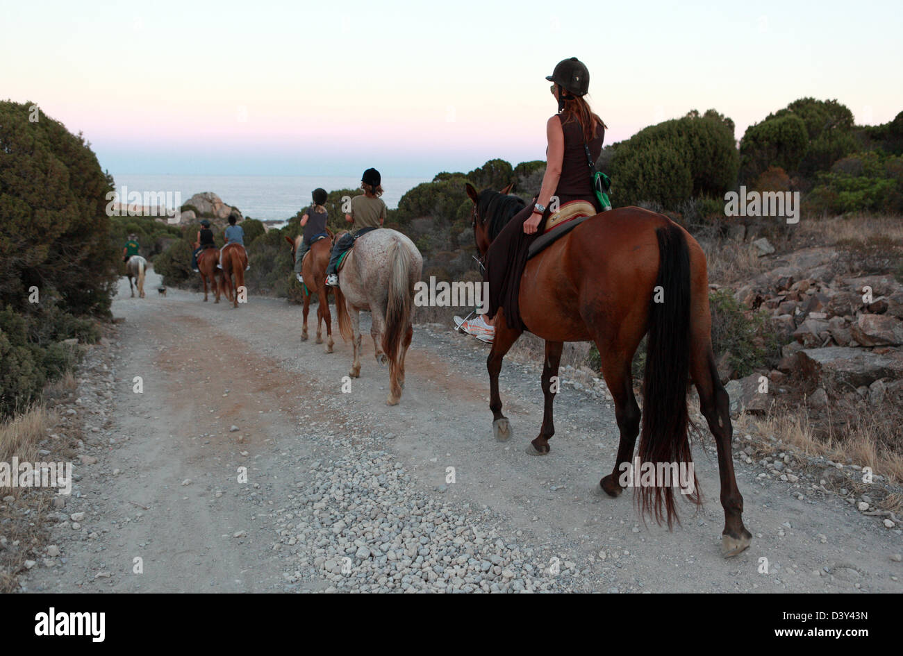 Santa Margherita di Pula, Italia, pilota di mare in serata con un giro Foto Stock