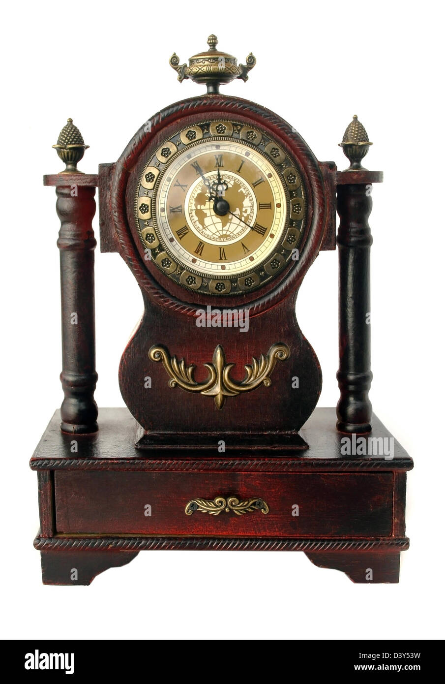 Vecchio orologio isolato su bianco Foto Stock