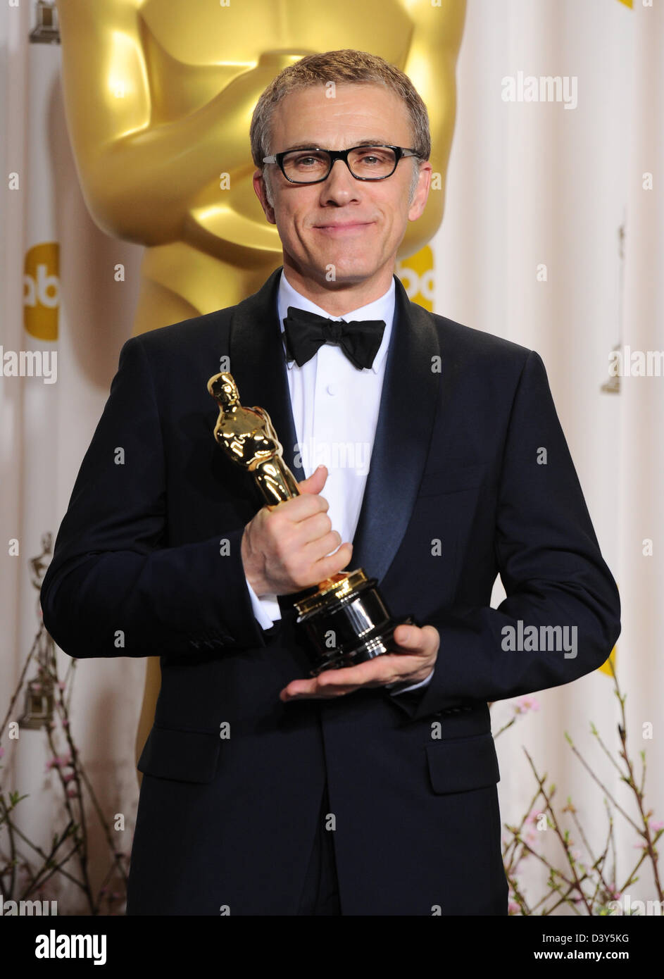 Los Angeles, Stati Uniti d'America. 24 febbraio 2013. Christoph Waltz in i vincitori press room all'ottantacinquesimo Accademia annuale Premi Oscar, Los Angeles, America - 24 Feb 2013. Credito: Sydney Alford / Alamy Live News Foto Stock