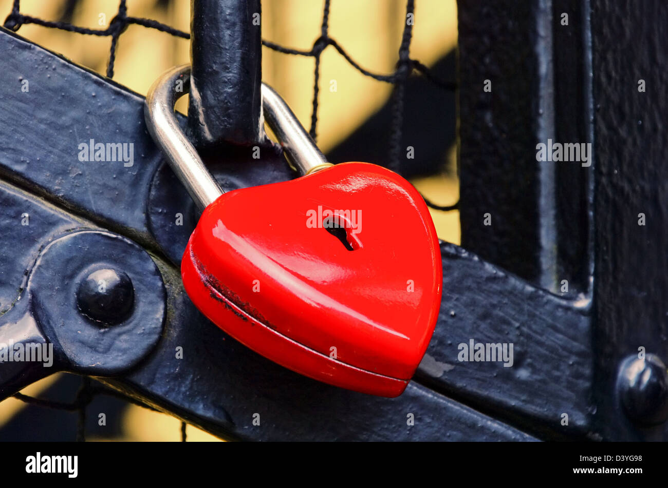 Schloss als Herz - lucchetto cuore 01 Foto Stock