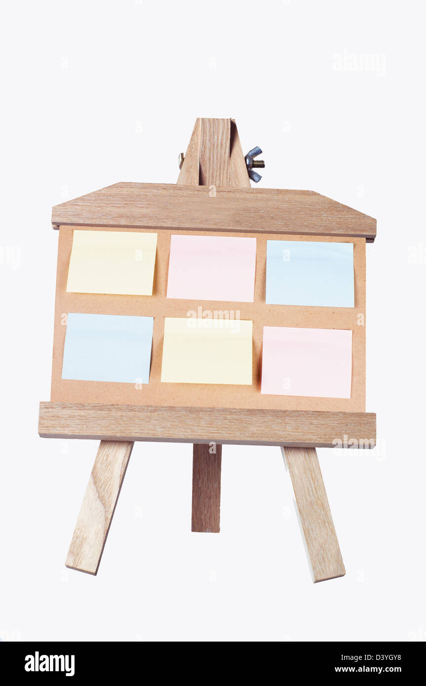 Il messaggio vuoto pannelli isolati su sfondo bianco Foto Stock