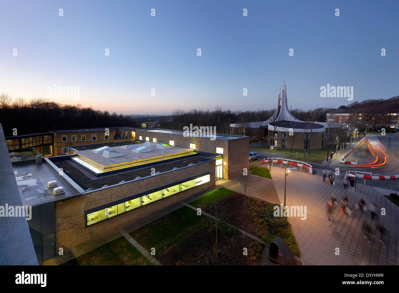 Università di Lancaster Centro Risorse Umane, Lancaster, Regno Unito. Architetto: John McAslan & Partners, 2012. Vista in elevazione Foto Stock