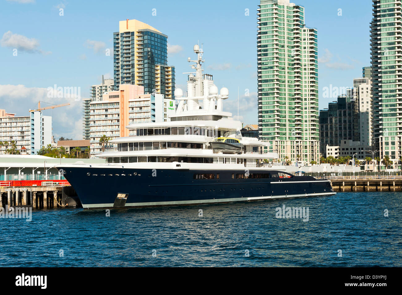Il Motor Yacht Luna ormeggiata nel porto di San Diego in California, Stati Uniti d'America STATI UNITI D'AMERICA Foto Stock