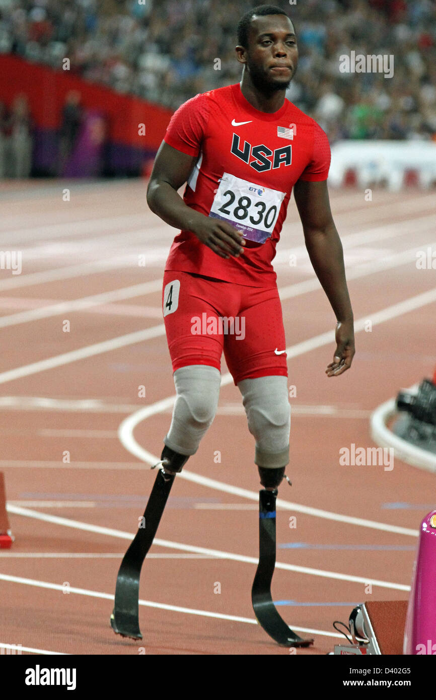 Blake Leeper degli USA nel suo calore in Uomini 400m - T44 al London 2012 giochi paralimpici allo stadio Olimpico Foto Stock