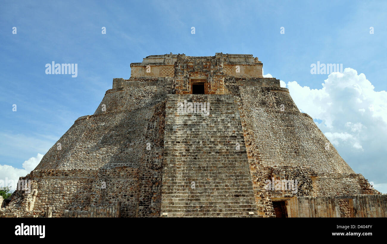La piramide del mago - Uxmal, Yucatan, Messico Foto Stock