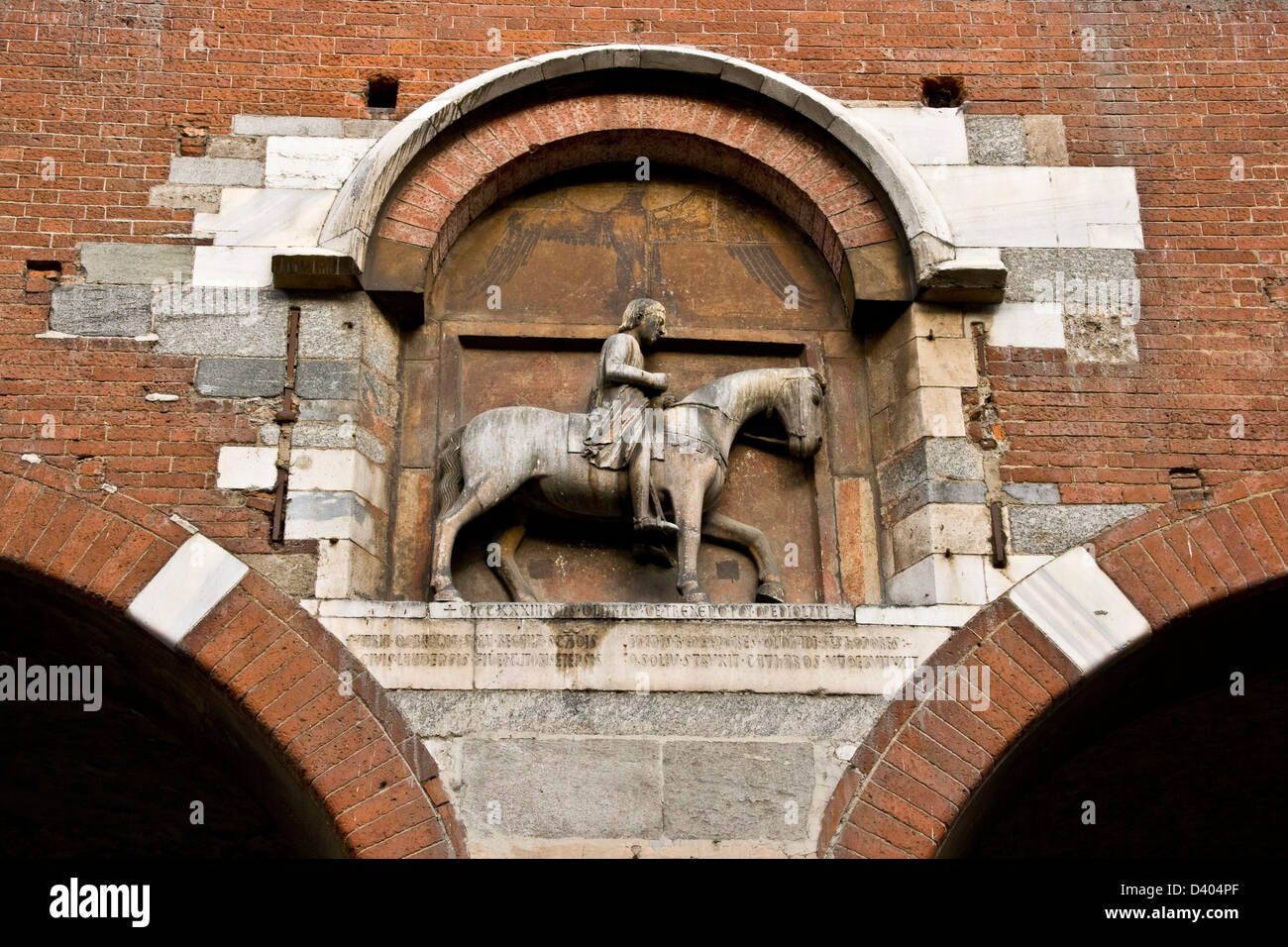 Rilievo equestre di Oldrado da Tresseno in Piazza Mercanti milano lombardia italia Europa Foto Stock