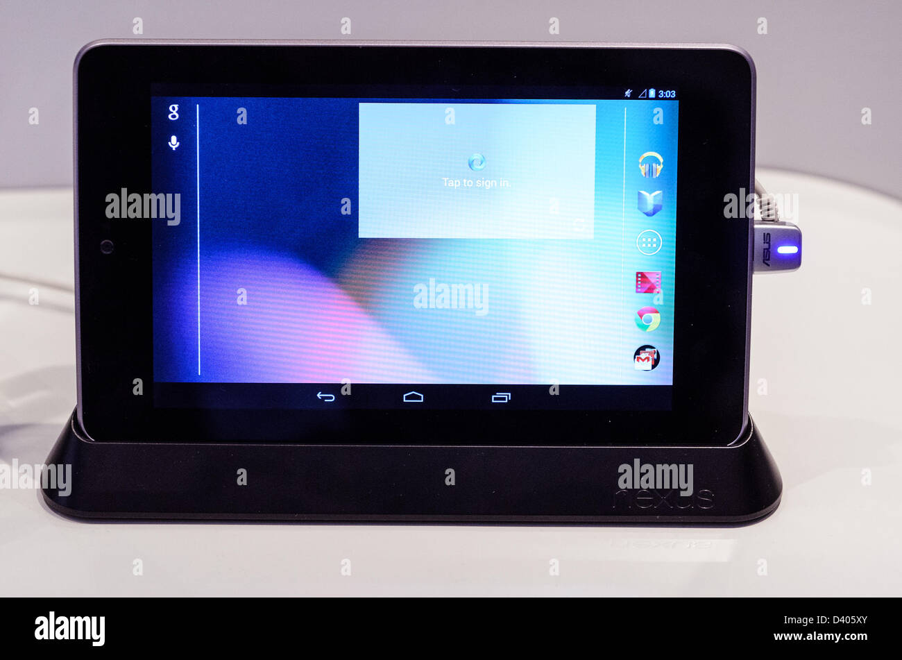 Barcellona, Spagna. 27 Febbraio 2013: ASUS Nexus 7, mondi prima 7' quad-core tablet, viene visualizzato durante il Mobile World Congress 2013. Credito: Matthi/Alamy Live News Foto Stock