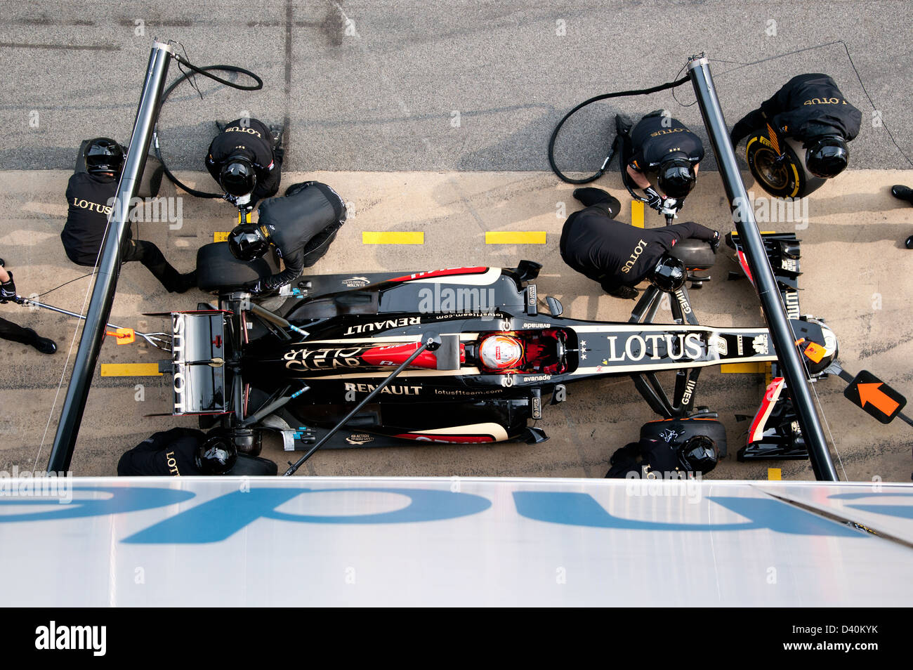 Pitstop Romain Grosjean (FRA), Lotus F1 Team-Renault E21, Formula 1 sessioni di collaudo Foto Stock