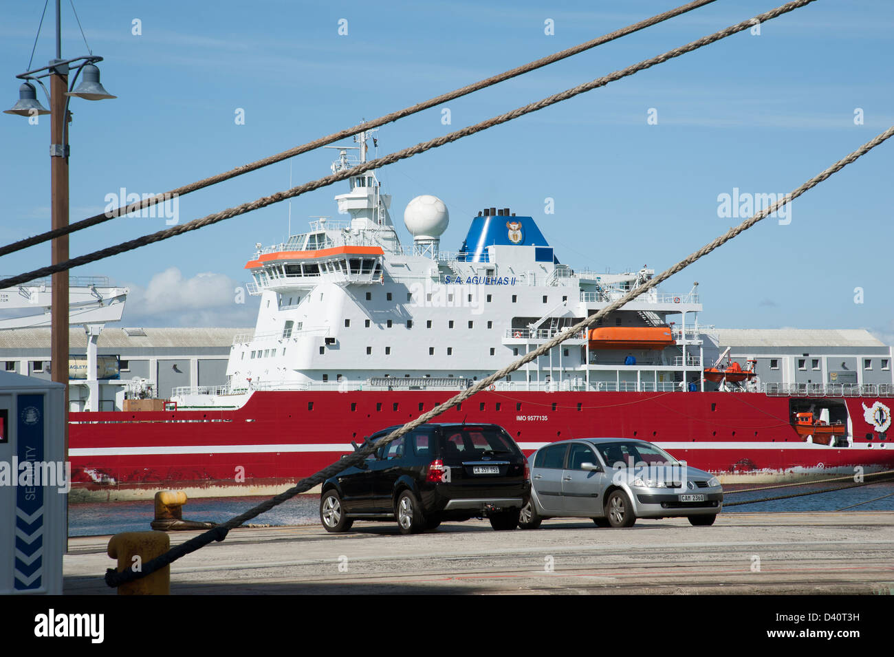 S un Agulhas II rompere il ghiaccio di ricerca polare nave costruita 2012 per reparto degli affari ambientali Sud Africa vaso di alimentazione Foto Stock