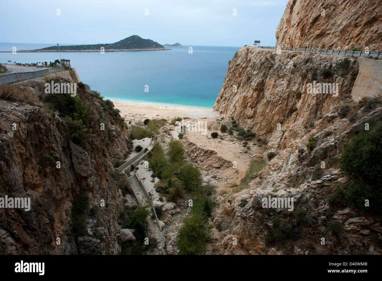 Spiaggia di Kaputas e gola vicino a Kalkan sulla Costa turchese i n nella Turchia meridionale spesso usato come location del film. Foto Stock