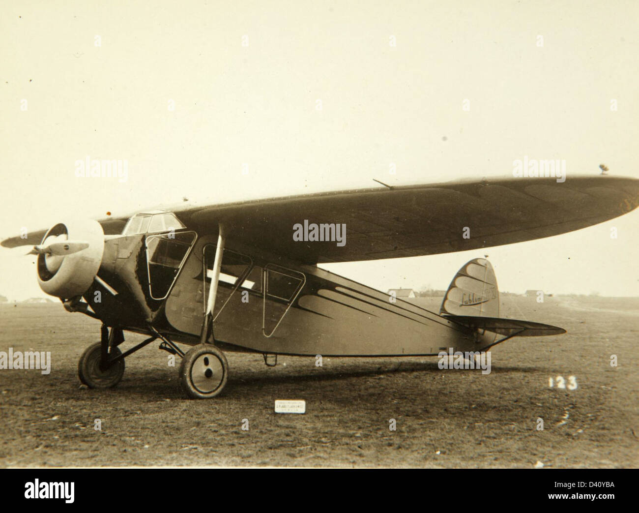 Il Lublin R-XI era un aereo da ricognizione polacco utilizzato alla fine degli anni '1930 Era caratterizzato da un design monoplano ad ala alta ed era impiegato principalmente per attività di osservazione e ricognizione militari durante il suo servizio. Foto Stock Il Lublin R-XI era un aereo da ricognizione polacco utilizzato alla fine degli anni '1930 Era caratterizzato da un design monoplano ad ala alta ed era impiegato principalmente per attività di osservazione e ricognizione militari durante il suo servizio. Foto Stock