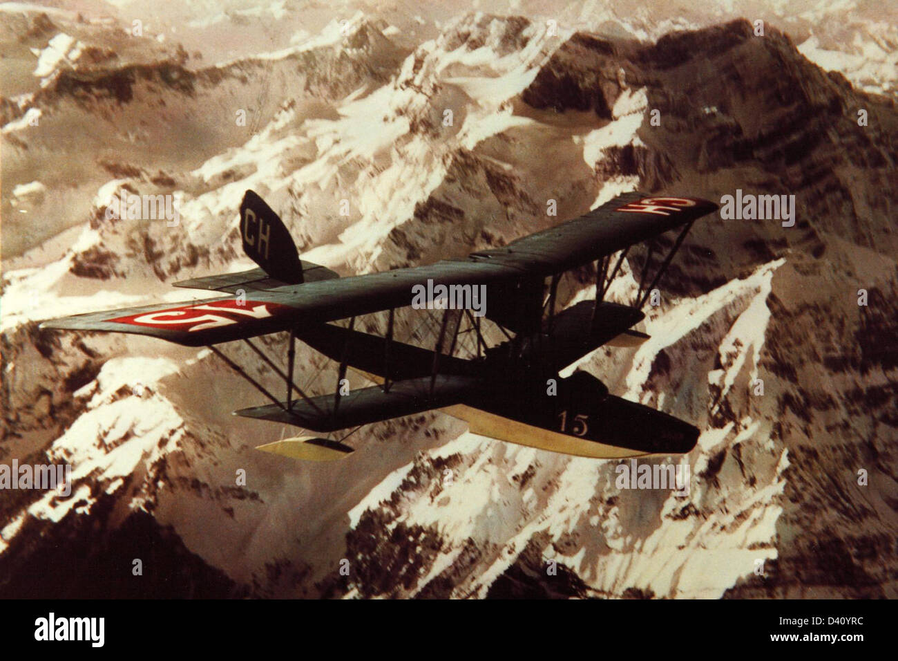 Il Macchi M-3 (L.3) era un idrovolante italiano utilizzato durante la prima guerra mondiale. Fu impiegato principalmente per operazioni di ricognizione e antisommergibile, giocando un ruolo significativo nel pattugliamento del Mediterraneo e di altre aree chiave durante la guerra. Foto Stock