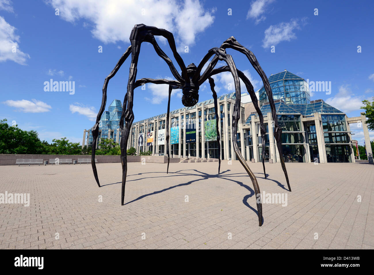 National Gallery of Canada Maman Spider scultura di Louise Bourgeois Ottawa Ontario Canada Capitale Nazionale Foto Stock