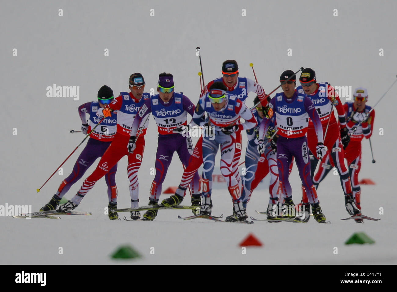 La Val di Fiemme, Italia. Il 28 febbraio 2013. mass start dei Campionati del Mondo di sci di fondo combinata nordica. Credit: Azione Plus immagini di Sport / Alamy Live News Foto Stock