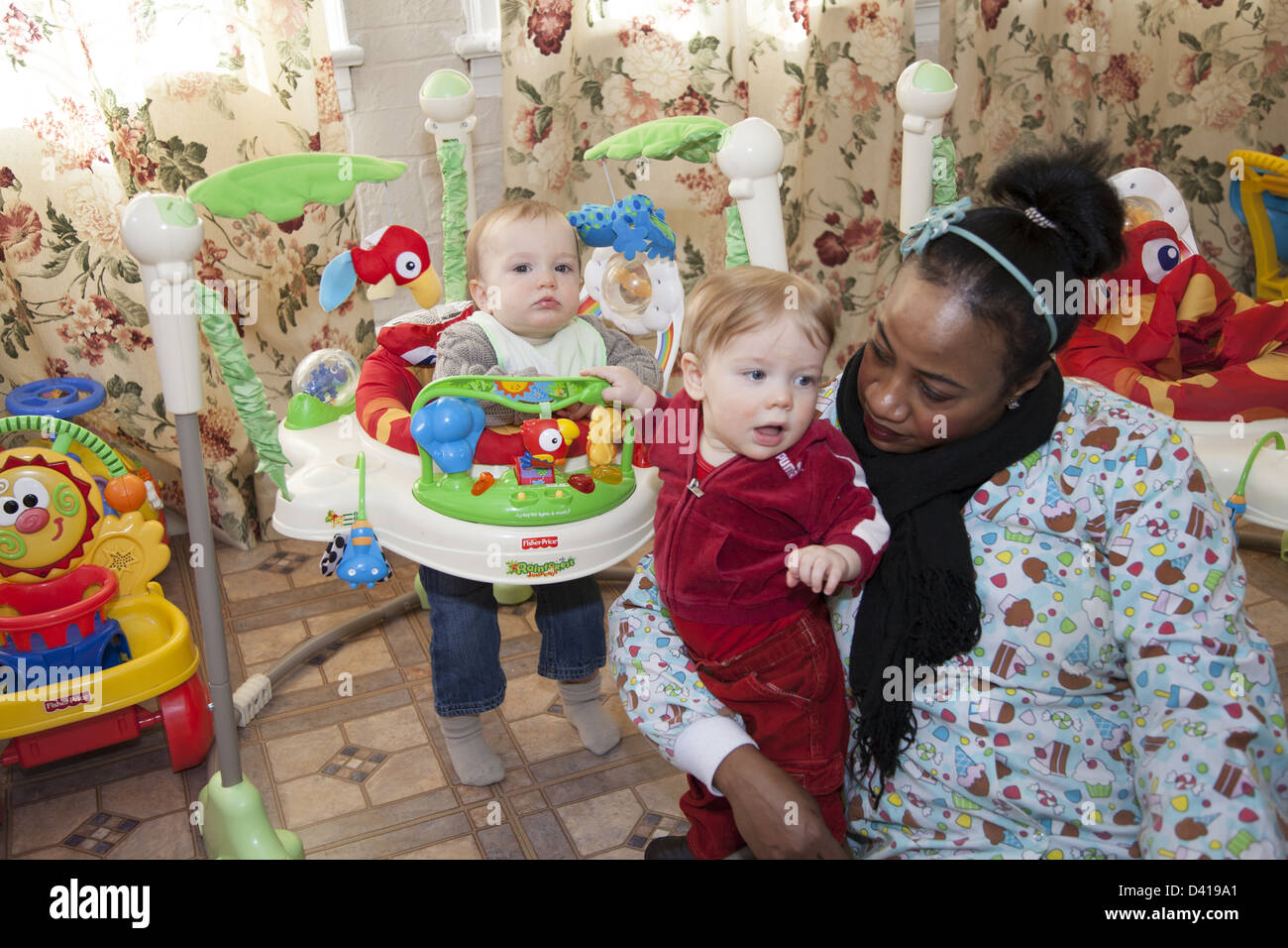 Smart i ragazzi sono per noi un ambiente multiculturale la scuola materna e early learning center di Brooklyn, New York. Foto Stock
