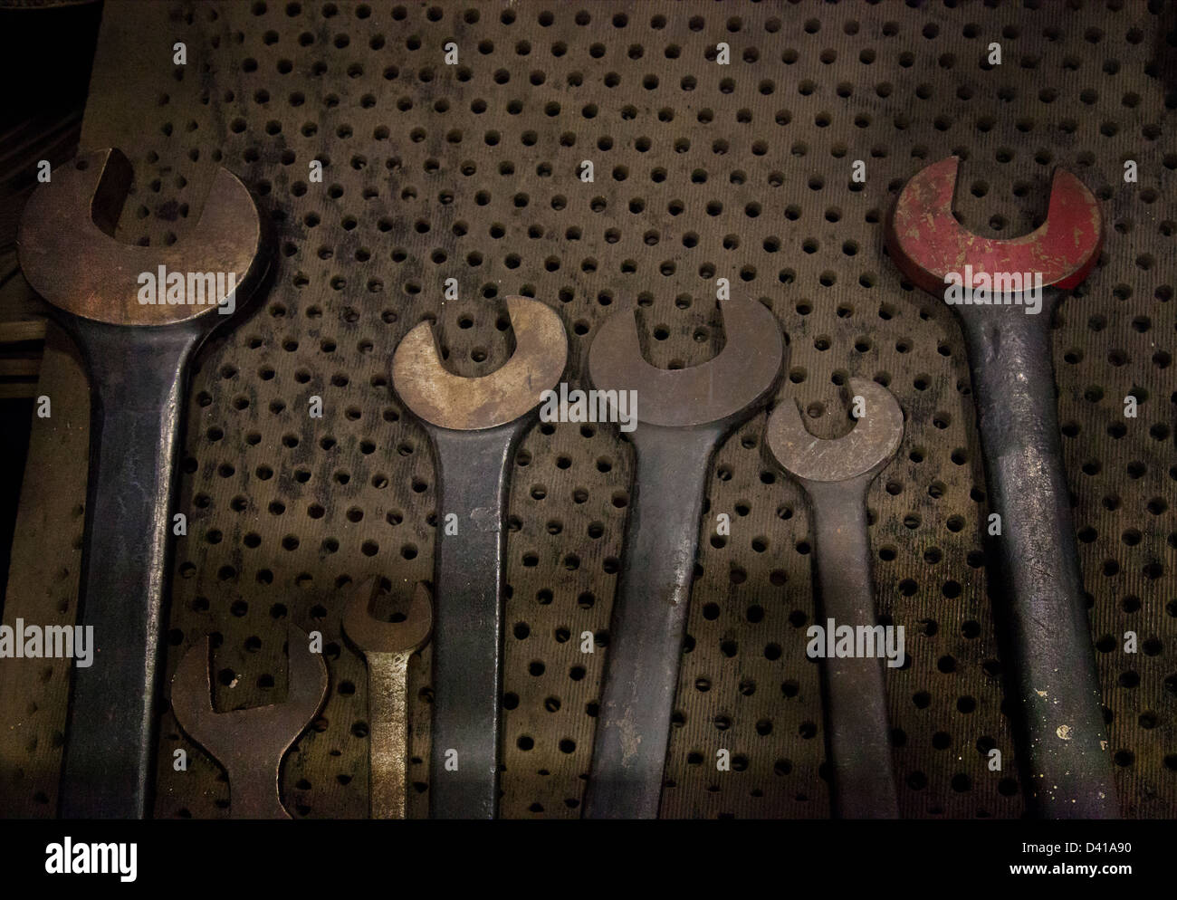Vecchie chiavi arrugginite Foto Stock