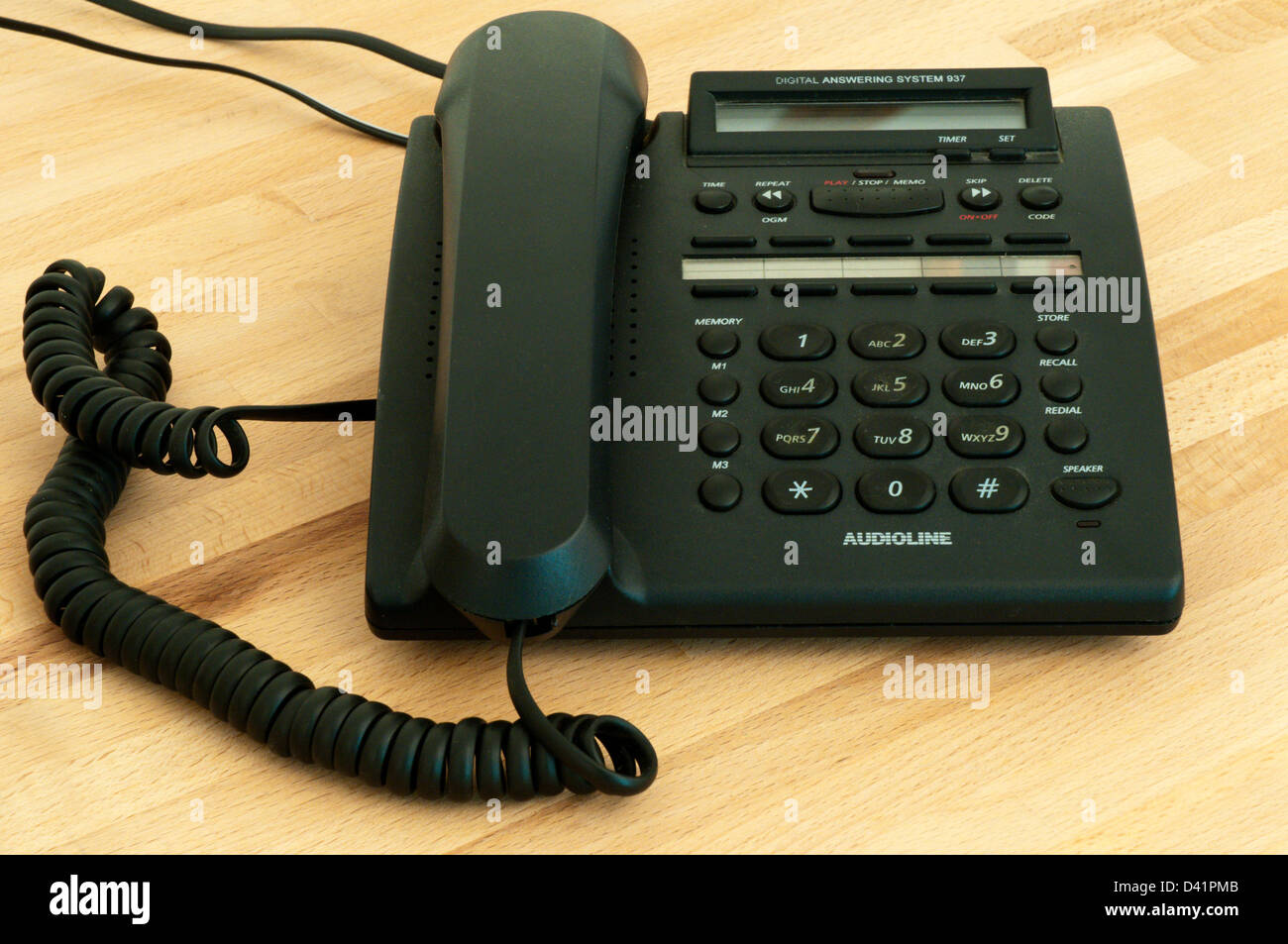 Un Audioline segreteria digitale 937 Sistema di segreteria telefonica. Foto Stock