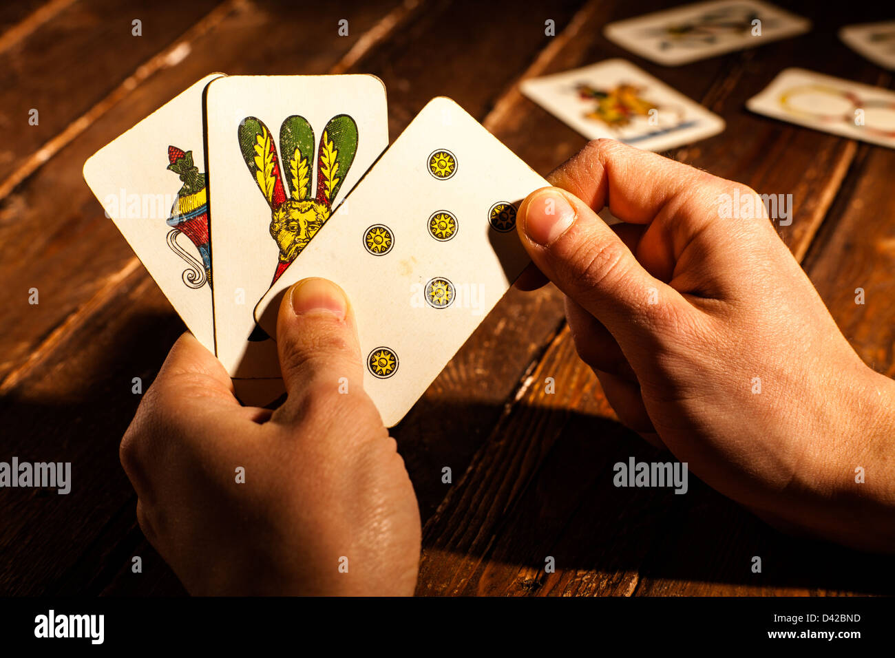 Playing cards italian immagini e fotografie stock ad alta risoluzione -  Alamy