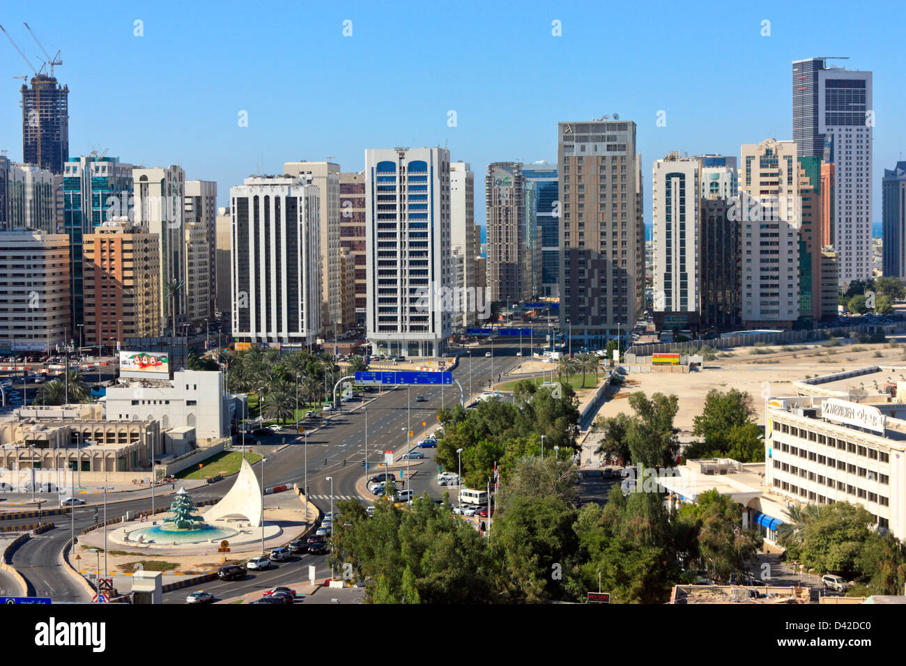 Tourist Club Area e Meridien rotonda, Abu Dhabi, Emirati arabi uniti Foto Stock