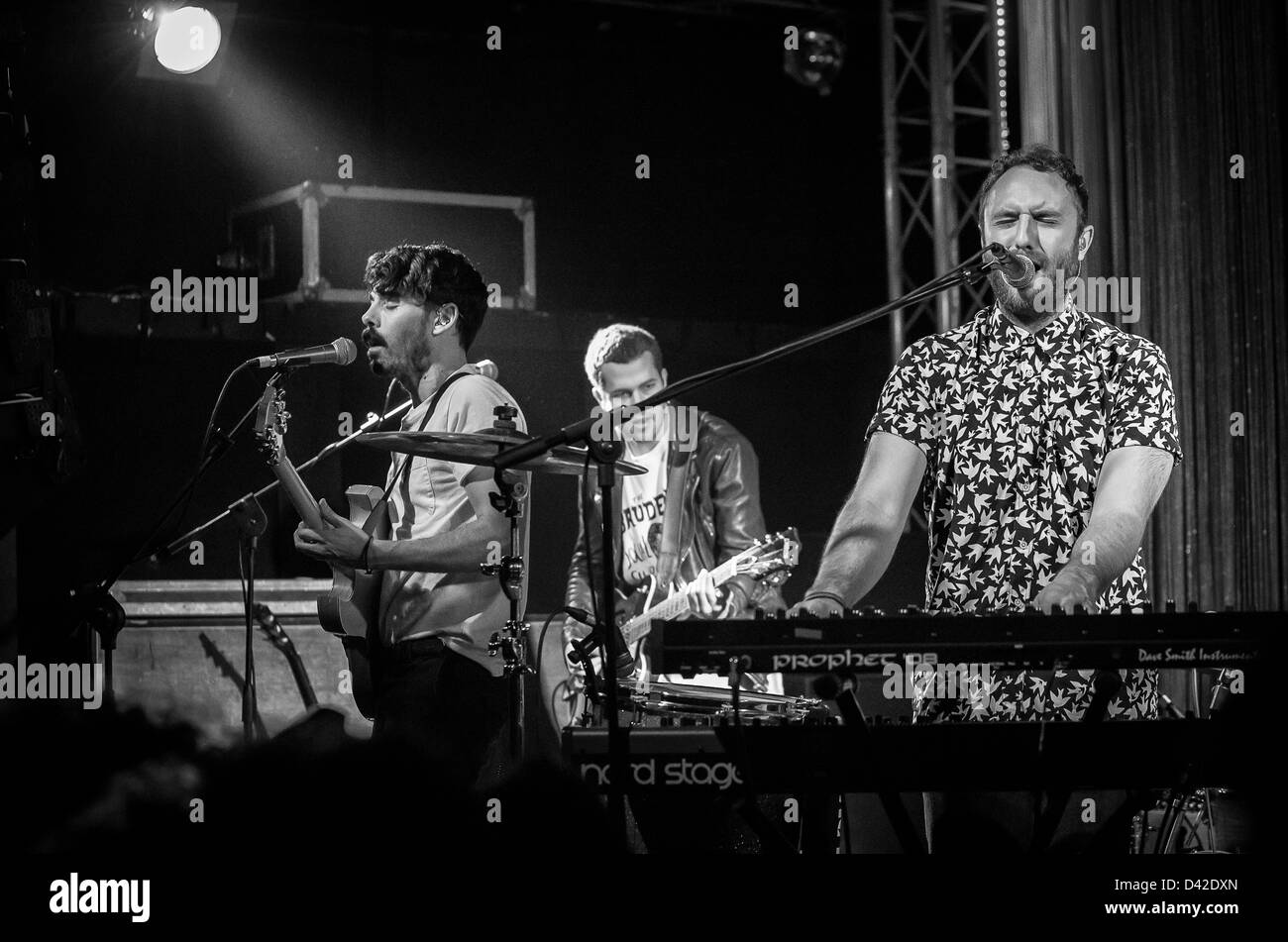 Febbraio 28, 2013 - Le indie rock band locale nativi suona presso il Tunnel Club di Milano, Italia Foto Stock