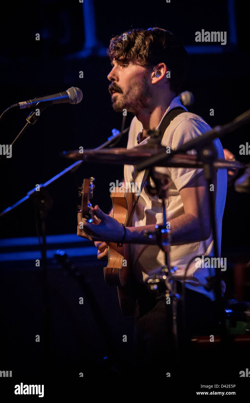 Febbraio 28, 2013 - Le indie rock band locale nativi suona presso il Tunnel Club di Milano, Italia Foto Stock