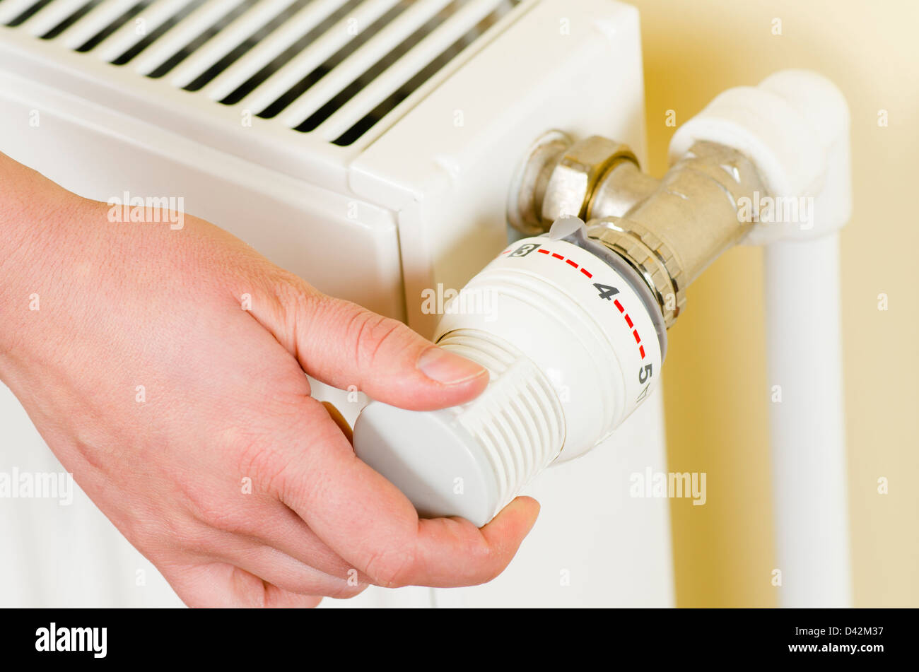 Una parte regolare della valvola del termostato Foto Stock