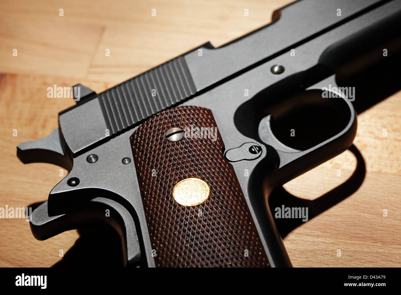 Colt 1911 Serie MkIV 80 pistol close-up Foto Stock