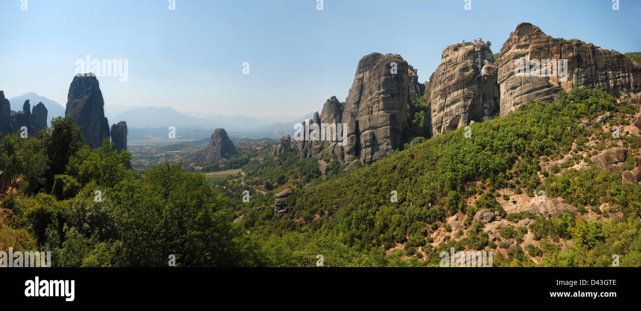 Paesaggio panoramico della Meteora complesso in Grecia centrale Foto Stock