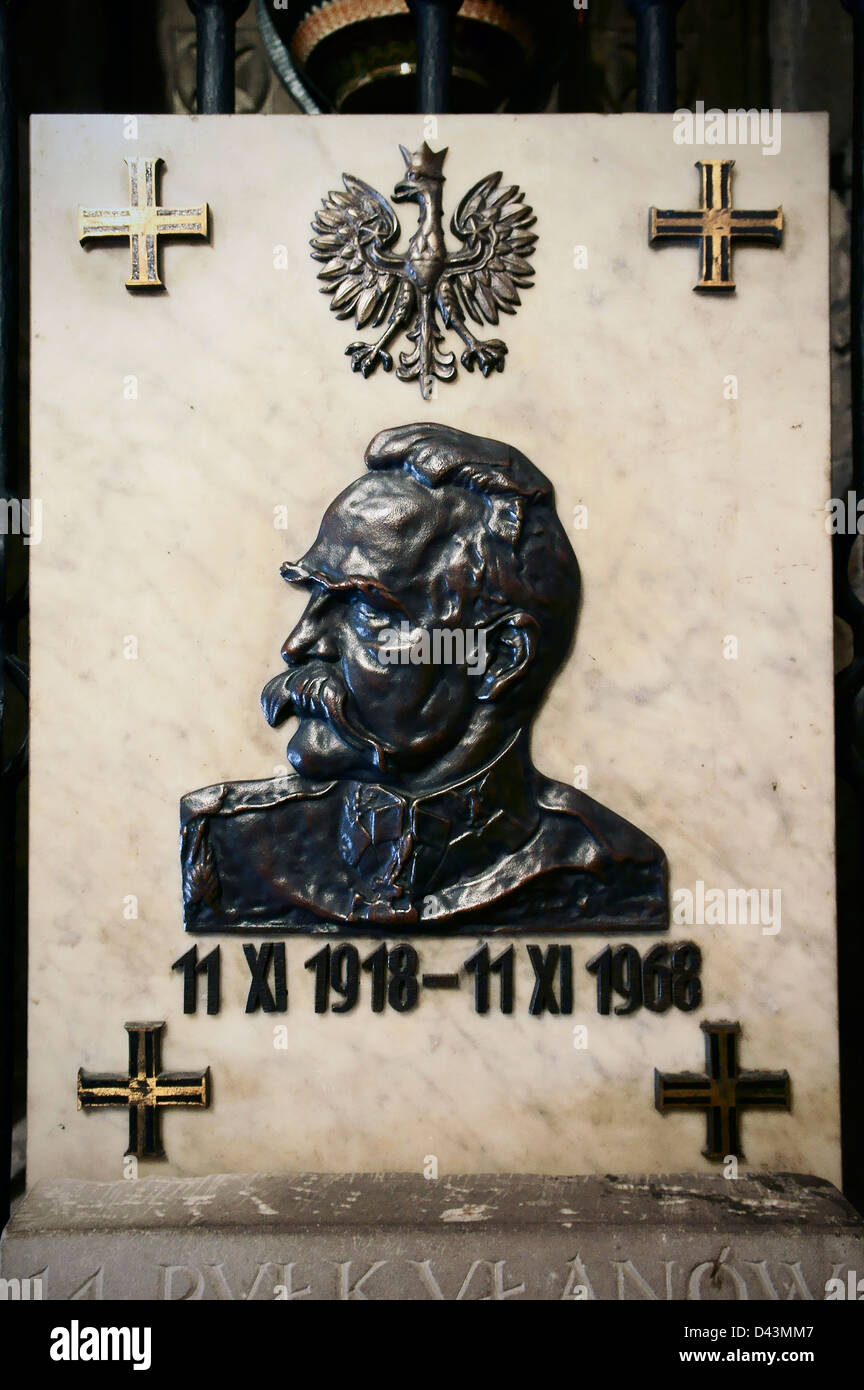 Monumento lapide Jozef Pilsudski (1867-1935) statista polacco Chief Marshal stato leader Seconda repubblica polacca in Foto Stock