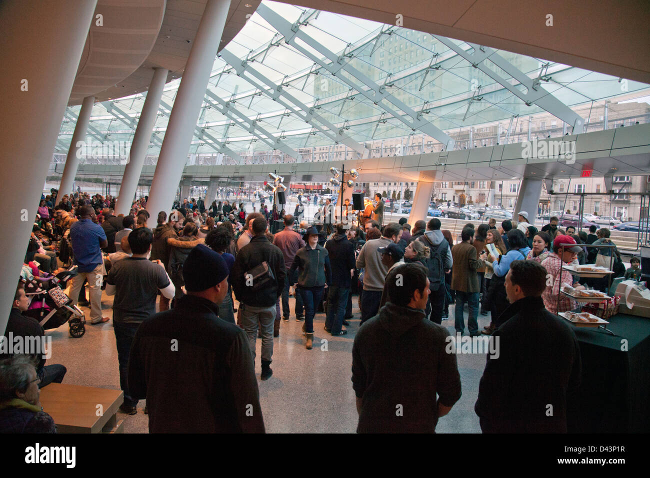 Il Brooklyn Museum Target primo Sabato notte Foto Stock