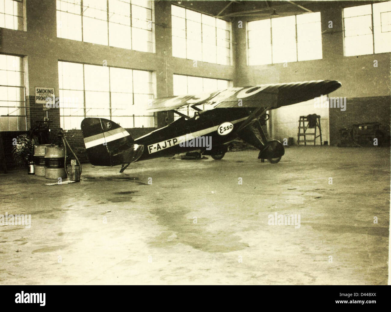 Il Morane-Saulnier MS.234 era un aereo da addestramento francese, utilizzato principalmente negli anni '1930 per addestrare piloti militari. Era una versione aggiornata dei precedenti modelli MS.225, nota per la sua durata e semplicità. Foto Stock Il Morane-Saulnier MS.234 era un aereo da addestramento francese, utilizzato principalmente negli anni '1930 per addestrare piloti militari. Era una versione aggiornata dei precedenti modelli MS.225, nota per la sua durata e semplicità. Foto Stock