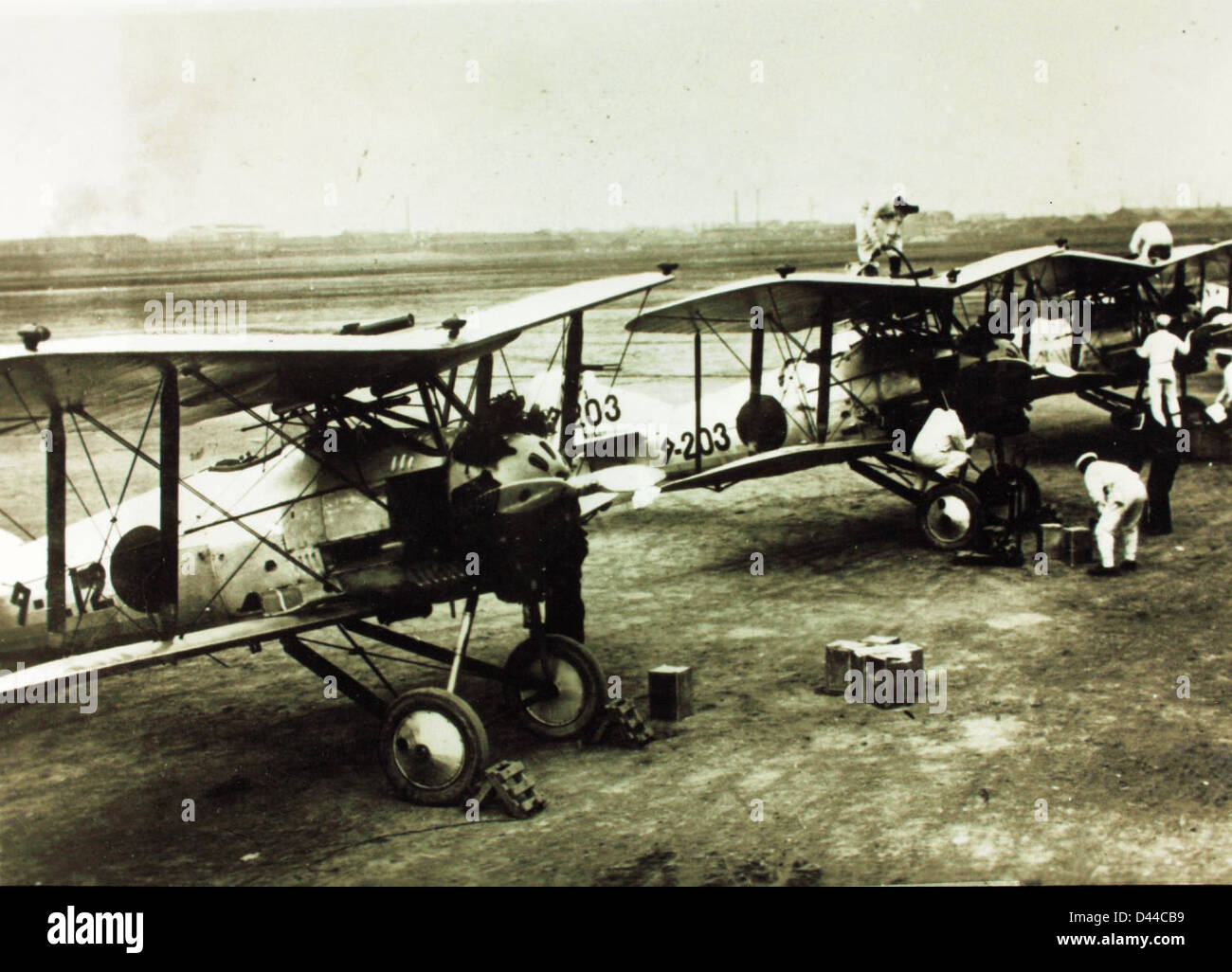 Il Nakajima A1N, noto anche come Type 3 Carrier Fighter, era un biplano giapponese utilizzato dalla Marina imperiale giapponese negli anni '1930 Servì come caccia da portaerei all'inizio della seconda guerra mondiale Foto Stock Il Nakajima A1N, noto anche come Type 3 Carrier Fighter, era un biplano giapponese utilizzato dalla Marina imperiale giapponese negli anni '1930 Servì come caccia da portaerei all'inizio della seconda guerra mondiale Foto Stock